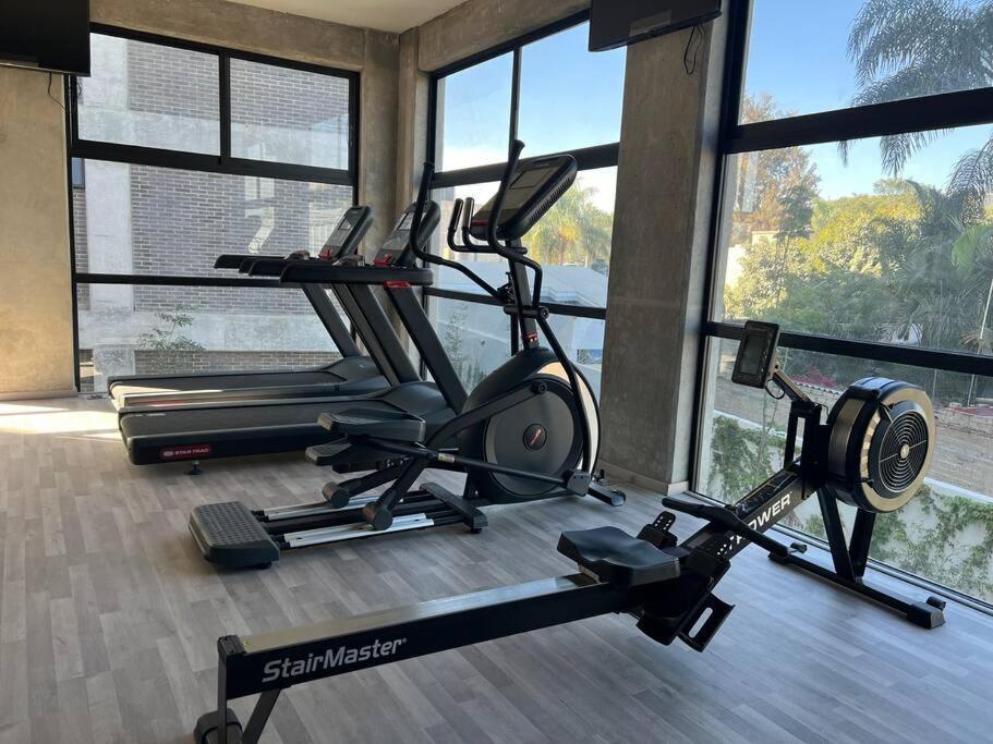 Depa Boho Al Sur Pet Friendly Piscina Gym Sala De Cine Apartamento Guadalajara Exterior foto